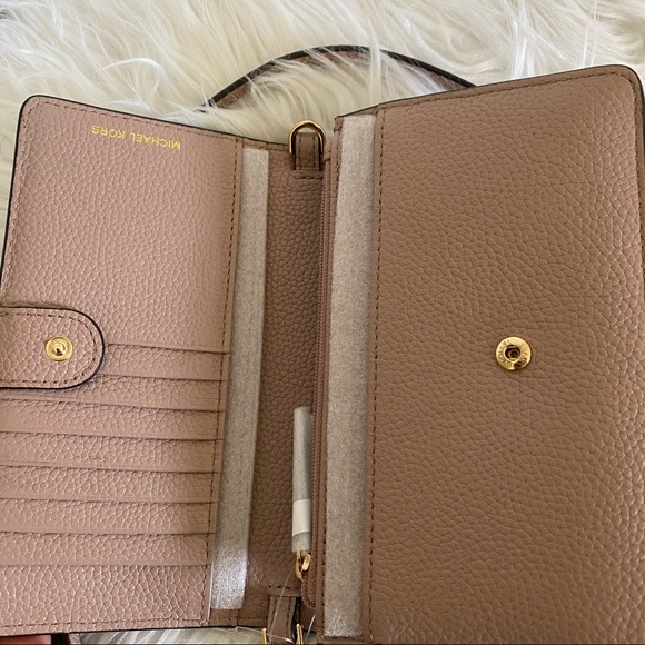 Michael Kors mott phone case crossbody bag - Picture 4 of 12